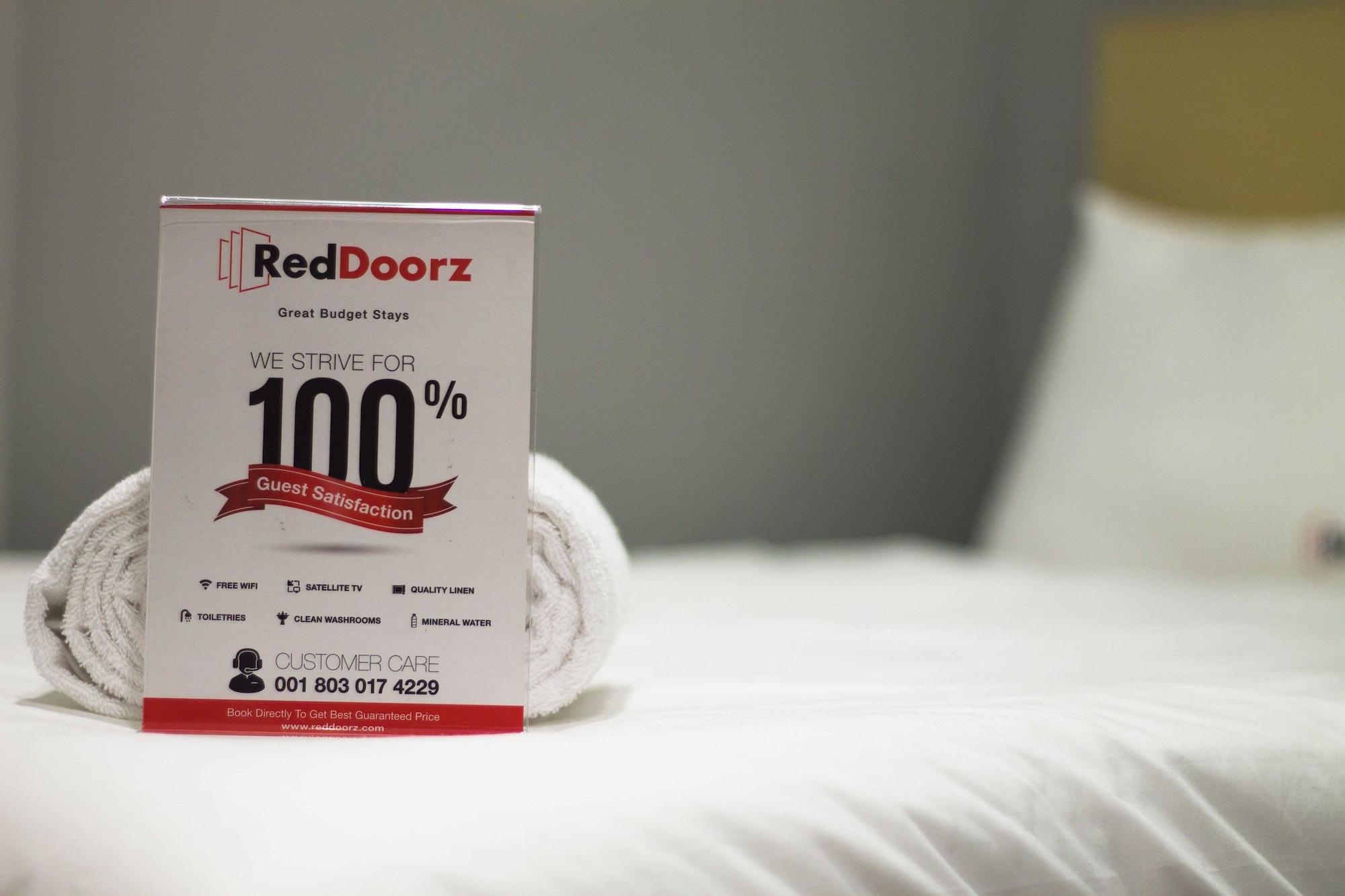 Reddoorz Plus @ Setiabudi Tengah Jakarta Eksteriør billede